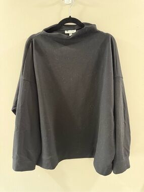 Prologue Black Oversized Pullover Sweatshirt